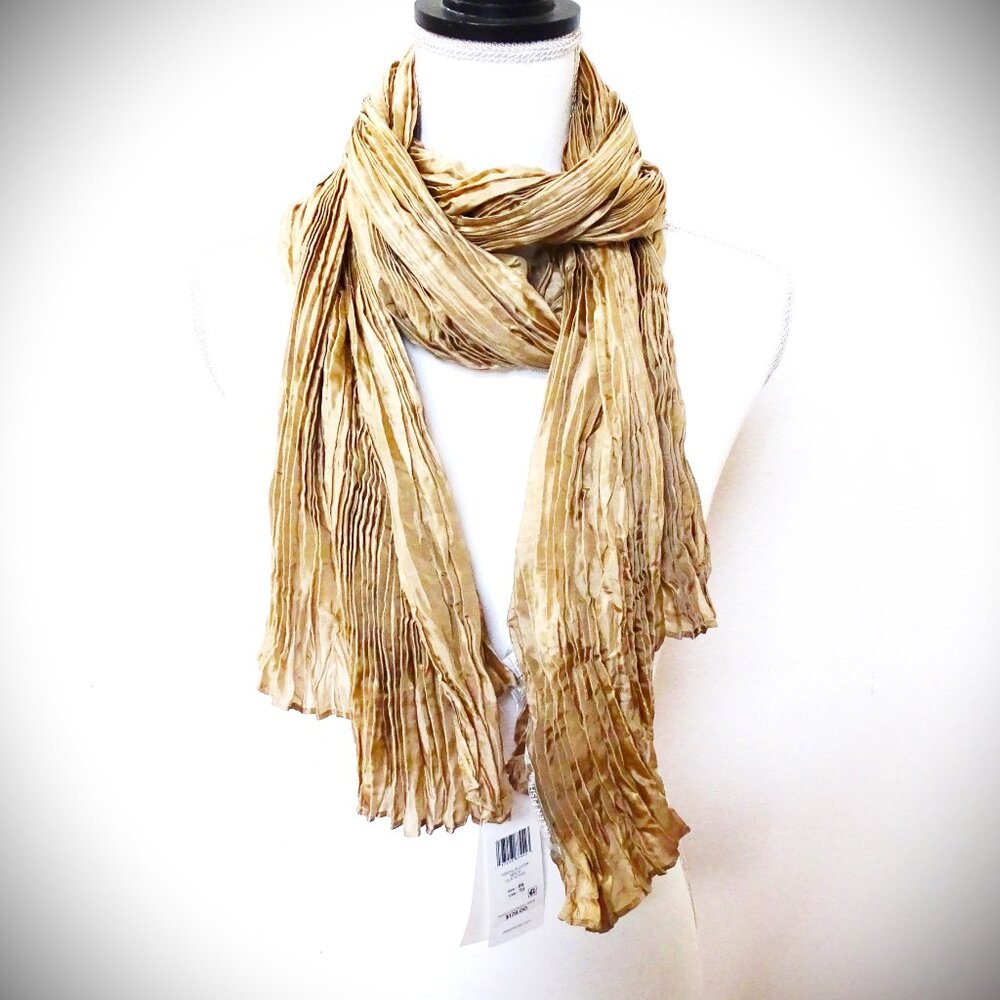 Eileen Fisher Crinkled Lightweight Scarf in Beige/Tan